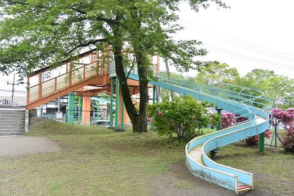 榛東村 ふるさと公園 ローラー滑り台
