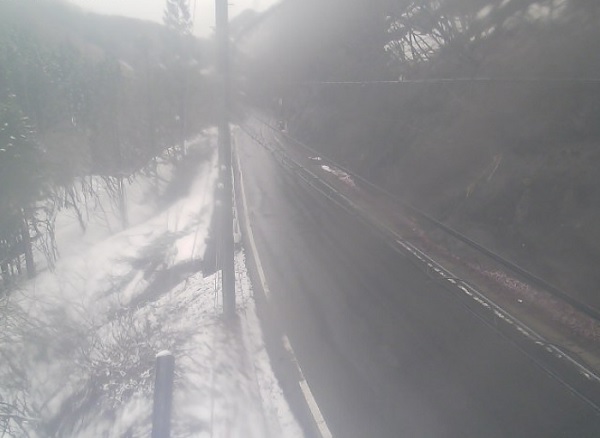 町道粟沢西線 藤原トンネル粟沢ボイラー融雪施設 栗沢側向きライブカメラ
