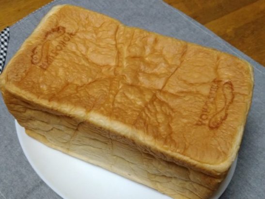 香る生食パン全体　カドリーカフェ　高崎