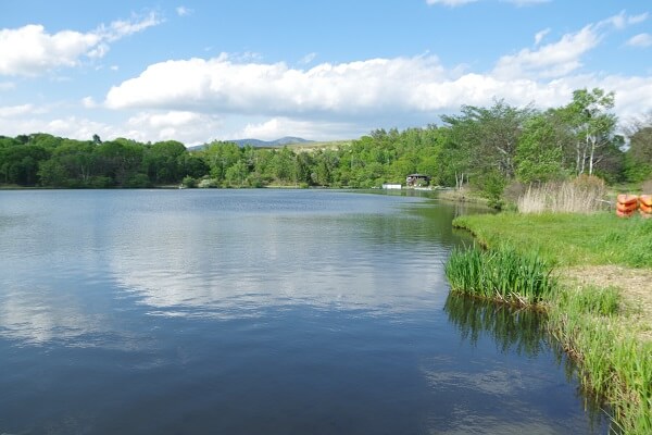 嬬恋村バラギ高原 バラギ湖 キャンプ場 カヌー 釣り