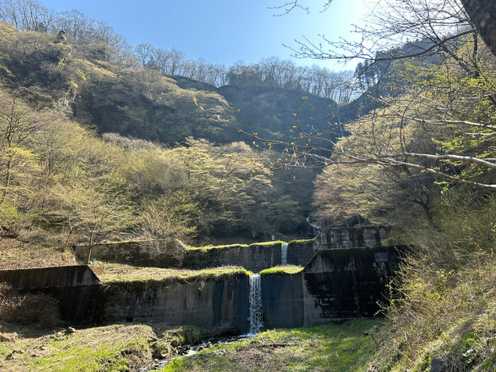 群馬県北群馬郡吉岡町上野田 船尾滝 ふなおたき 名瀑 駐車場 通行止め 崩落 行き方 ハイキングコース 写真