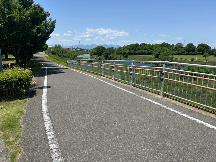 群馬県伊勢崎市連取本町1 伊勢崎西部公園 犬 アクセス 駐車場 噴水時間 写真 トイレ 行き方 評判 レビュー