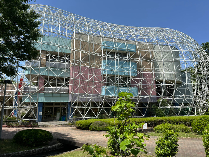 群馬県伊勢崎市馬見塚町1808-1 子供のもり公園 駐車場 遊び場 室内 一覧 クチコミ 評判 レビュー アスレチック 大きい