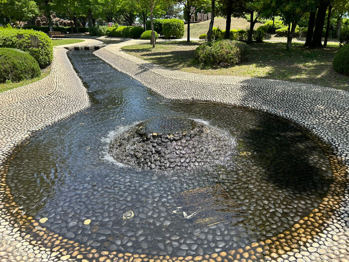 群馬県伊勢崎市馬見塚町1808-1 子供のもり公園 駐車場 遊び場 室内 一覧 クチコミ 評判 レビュー アスレチック 大きい