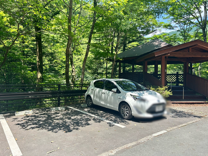 群馬県吾妻郡中之条町四万 大泉の滝 行き方 アクセス 駐車場 写真 トイレ 評判 レビュー