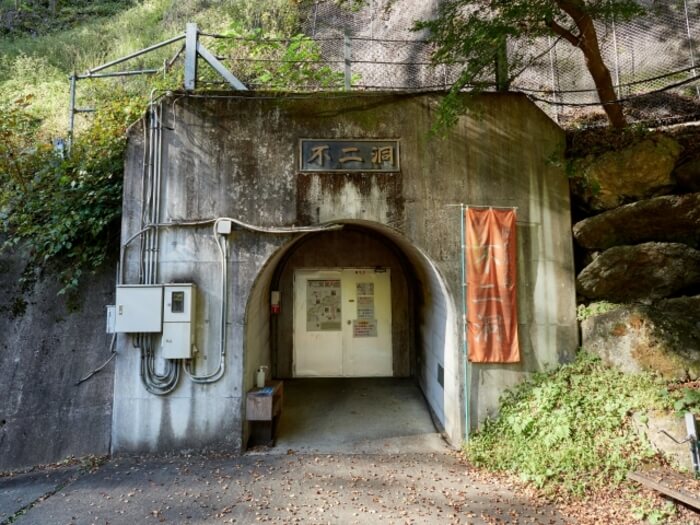 群馬県 洞窟 探検