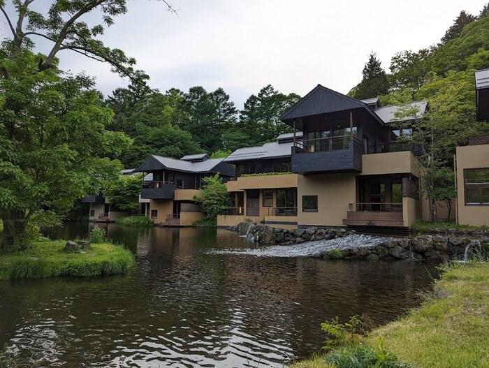 群馬県 避暑地 宿 ホテル 温泉