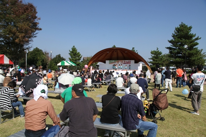 花と緑と環境フェア 伊勢崎市誕生20周年記念事業 伊勢崎市みらい公園 群馬県伊勢崎市山王町2663 アクセス 行き方 駐車場 トイレ