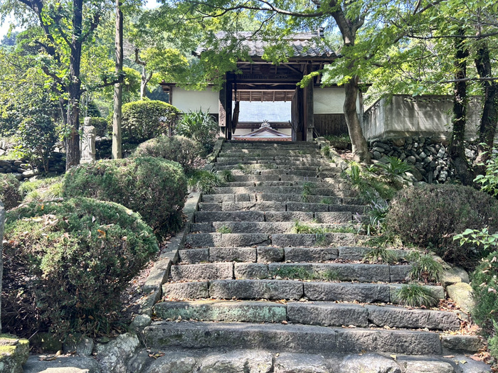 長厳寺 磨崖仏 大仏 B級スポット 珍スポット 群馬県甘楽郡甘楽町小幡1926 アクセス 行き方 駐車場 トイレ