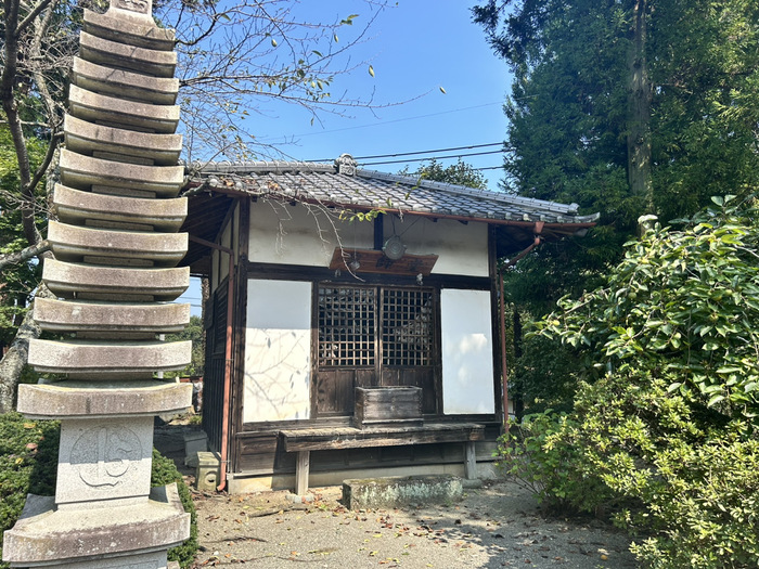 長厳寺 磨崖仏 大仏 B級スポット 珍スポット 群馬県甘楽郡甘楽町小幡1926 アクセス 行き方 駐車場 トイレ