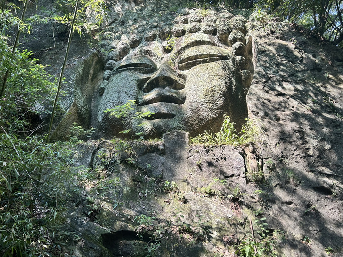 長厳寺 磨崖仏 大仏 B級スポット 珍スポット 群馬県甘楽郡甘楽町小幡1926 アクセス 行き方 駐車場 トイレ