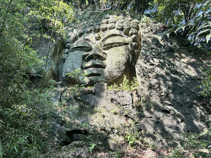 長厳寺 磨崖仏 大仏 B級スポット 珍スポット 群馬県甘楽郡甘楽町小幡1926 アクセス 行き方 駐車場 トイレ