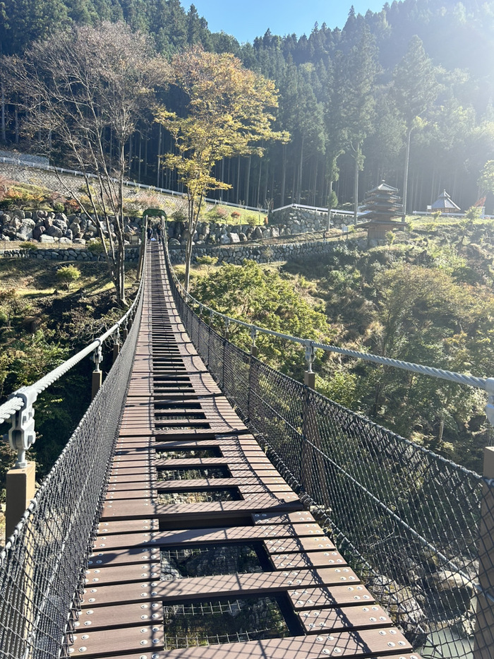 万葉大吊橋 群馬県多野郡神流町黒田742-1-1 道の駅万葉の里 アクセス 行き方 駐車場 トイレ