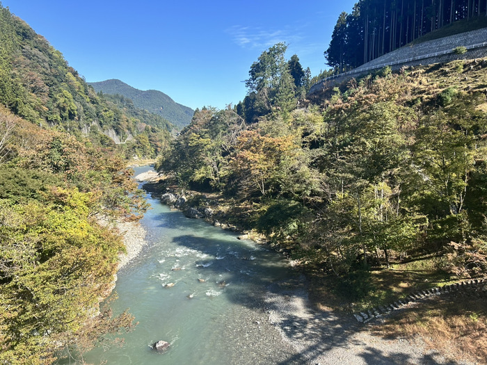 万葉大吊橋 群馬県多野郡神流町黒田742-1-1 道の駅万葉の里 アクセス 行き方 駐車場 トイレ